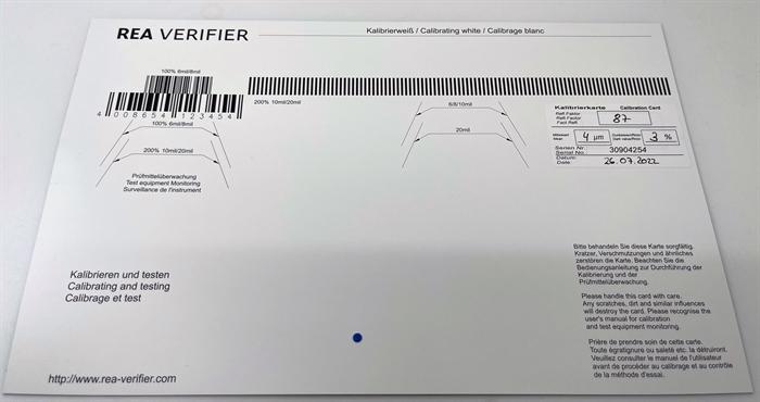 Card de calibrare și ajustare EAN 100/200%, alb, model cu dungi